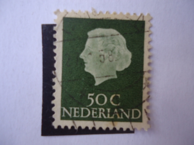 Reina Juliana de Holanda 1909-2004- (S/h 354)