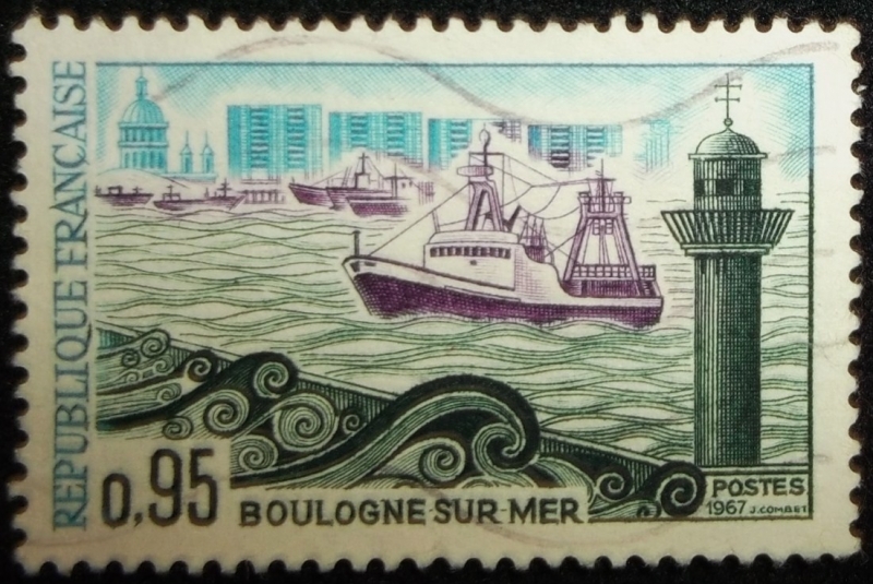 Boulogne Sur Mer Barcos