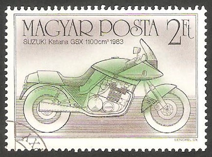 3017 - Motocicleta Suzuki de 1983