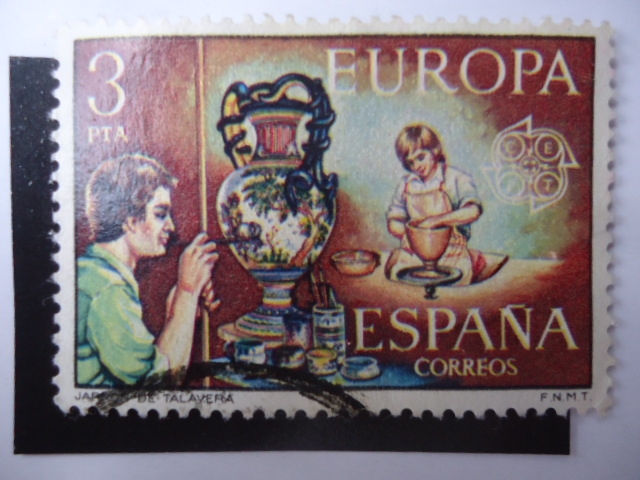 Ed:2316 - Europa CEPT - Jarrón de Talavera.