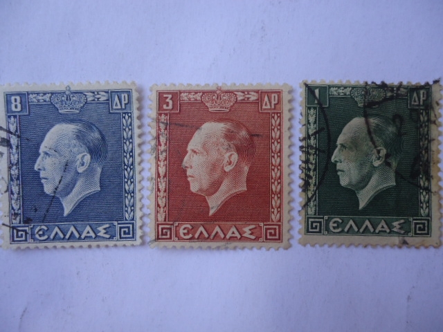 Rey George II de Grecia.