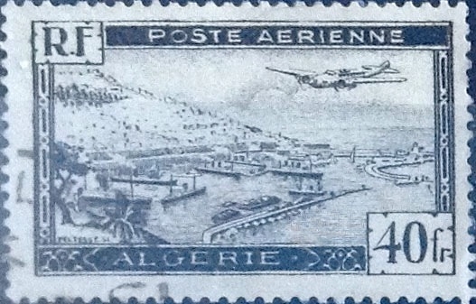 Intercambio 0,35 usd 40 fr.  1946