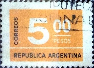 Intercambio 0,20 usd 5 pesos 1976