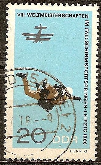 VIII.Campeonato Mundial en el salto de paracaidismo en Leipzig 1966,DDR.