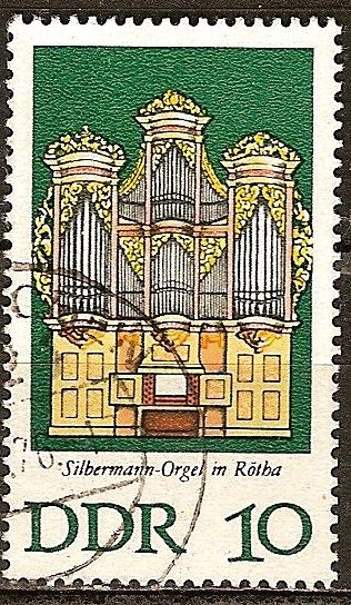 Órgano Silbermann.Iglesia de San Jorge , Rötha en Leipzig-DDR.