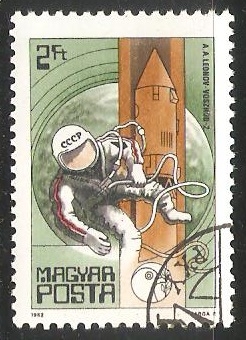  A. Leonov, Voskhod 2, 1965