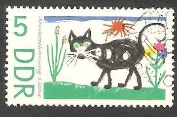 977 - Día internacional del niño, gato