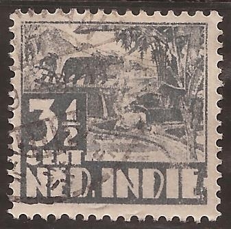 Indias Holandesas 1945 3 1/2 cents sin habilitación a República Indonesia