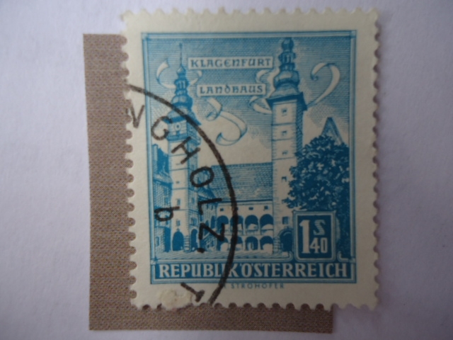 Klagenfurt/Lanókaus - Republik Österreich.