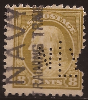 Benjamin Franklin  1914 8 centavos con perforaciones NLY