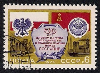	 Las banderas y las armas de las fábricas de Polonia y la URSS