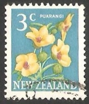 Puarangi (Hibiscus).