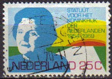 HOLANDA Netherlands 1969 Scott 479 Sello Serie Basica Reina Juliana y sol naciente Usados