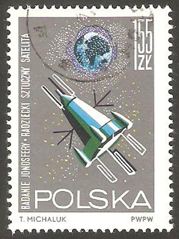 1410 - Cohete espacial, satélite en la biosfera