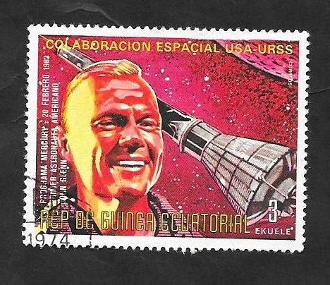 John Glenn, astronauta americano