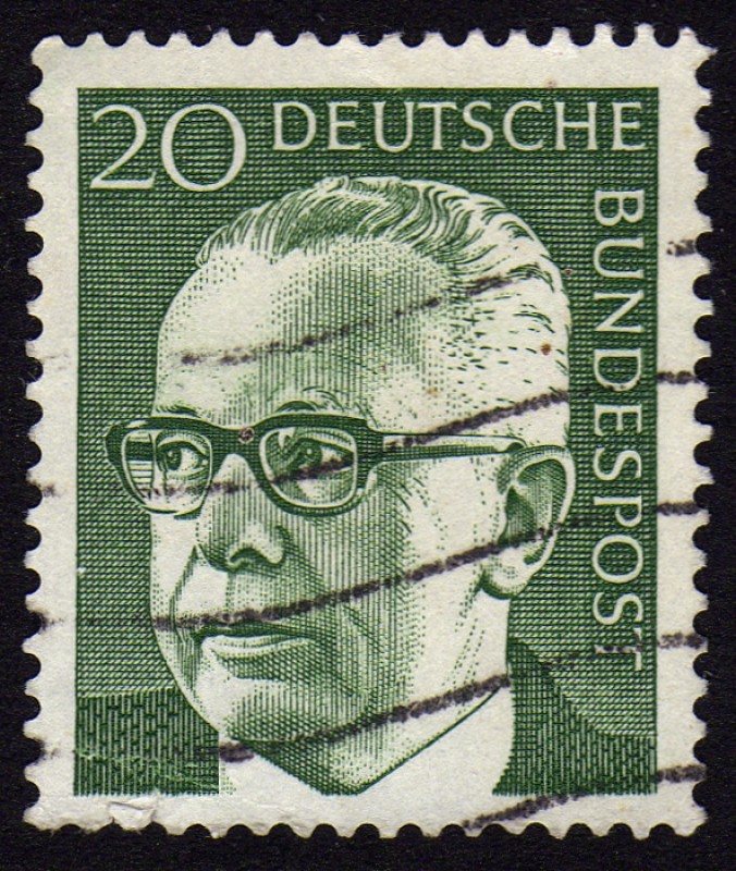 INT-GUSTAV WALTER HEINEMANN