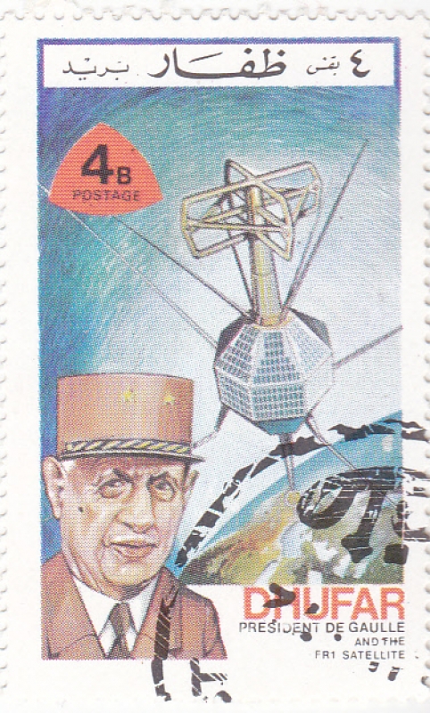 PRESIDENTE DE GAULLE Y SATÉLITE