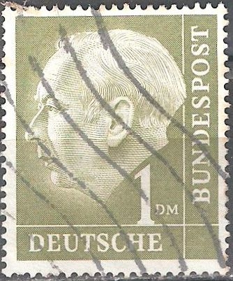Prof. Dr. Theodor Heuss 1884-1963(c), primer presidente alemán.