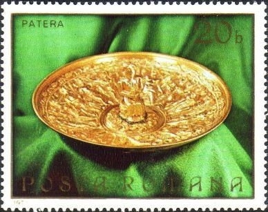 Tesoro de oro de Pietroasa, Patera