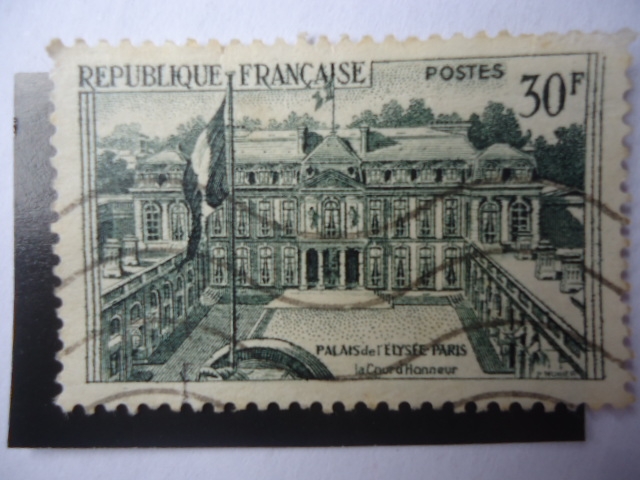 Palacio del Elíseo - Palais I´Elysée - sede de la Presidencia de la República Francesa