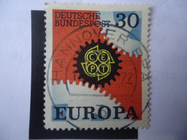 Europa (C.E.P.T) 1967 - Alemania, República Federal -Ruedas Dentadas - Engranajes - 