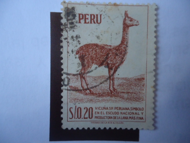 Vicuña.S.P.Peruana.Símbolo en el Escudo Nacional y Productora de la Lana más fina. (Sello:1966)