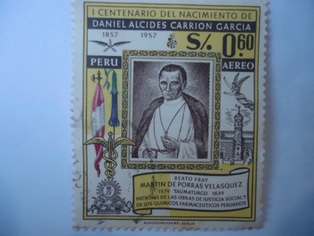 1er. Centenario del Nacimiento de Daniel Alcides Carrión Garcia (1857-18859) 1857-1957 - 