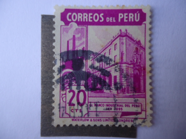 El Banco Industrial del Perú - Ley 7695