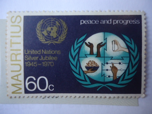 Emblema de la ONU y Símbolo de Paz y Progreso - 25°Aniversario, 1945-1970. 