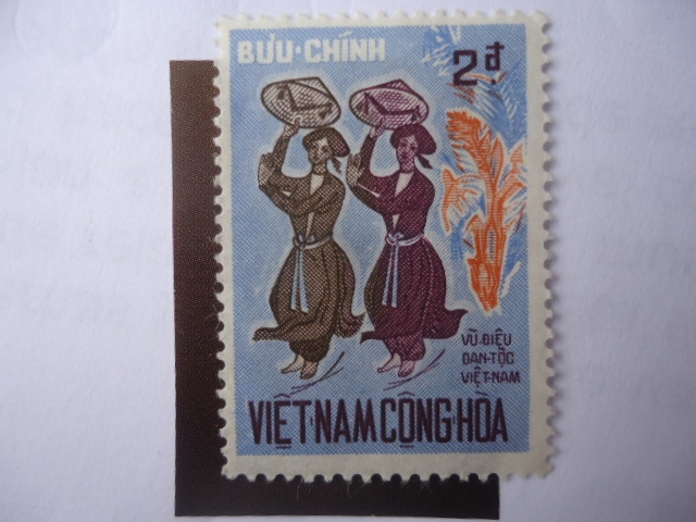 Buu-Chinh-Viet-nam Cong-Hoa-Danza Folclórica de las Minorias Nacionales-Danza Tradicional.