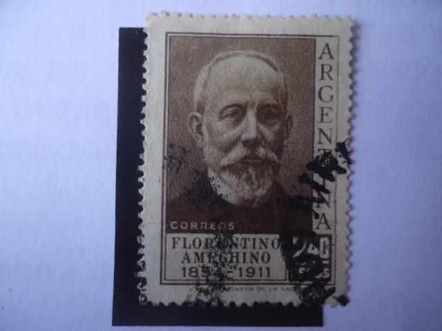 Florentino Ameghino (1854-1911) Científico Autodidacta.