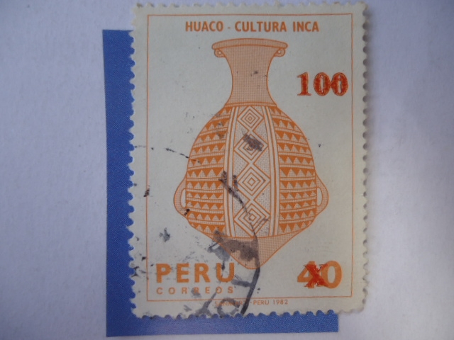 Huaco - Cultura Inca. Estampilla Habilitada.