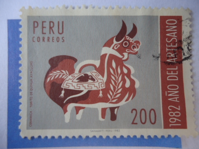 1982 Año del Artesano - Figurilla de Barro, Torito de Quina Ayacucho