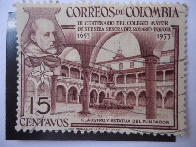 III Centenario del Colegio Mayor de Nuestra Señora del Rosario (1653-1953) Claustro y Estatua de su 