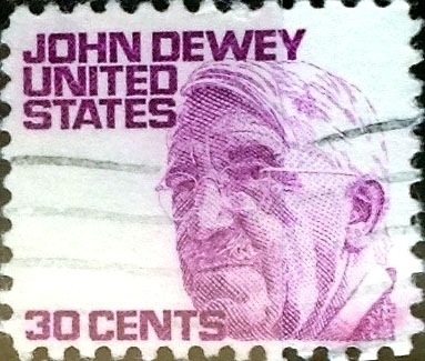 823 A - John Dewey, filósofo