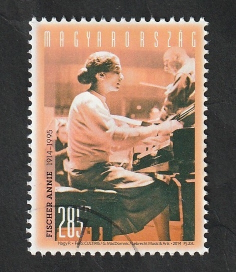 4555 - Centº del nacimiento de Annie Fischer, pianista húngara