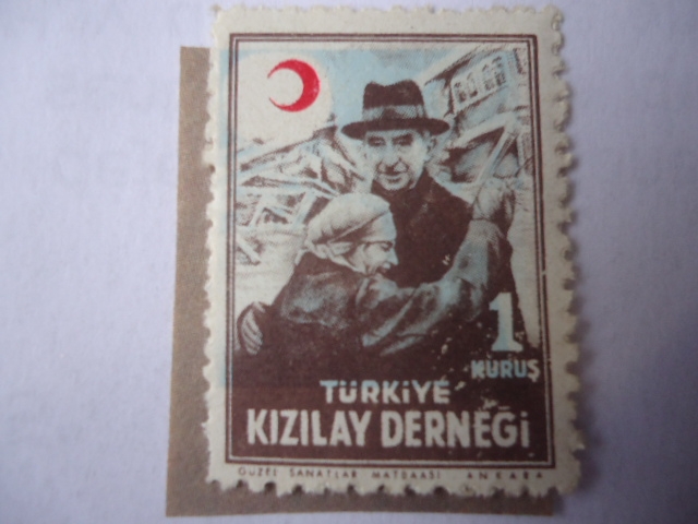 Kizilay Dernegi-Sociedad Turca de la Media Luna Roja- Ayuda para heridos Caridad