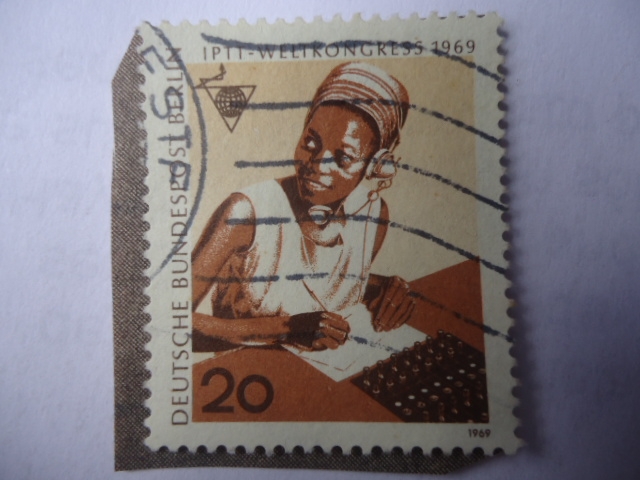IPTT Weltkongress 1969 - Congreso Mundial (P.T.T.I) Berlín - Telefopnista Africana - 