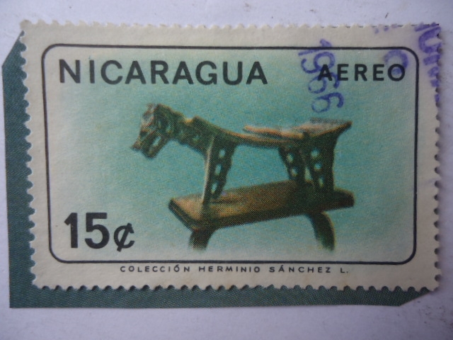 Colección Herminio Sánchez - Objeto de Trabajo-Serie:Antiguedades Nicaraguenses. 