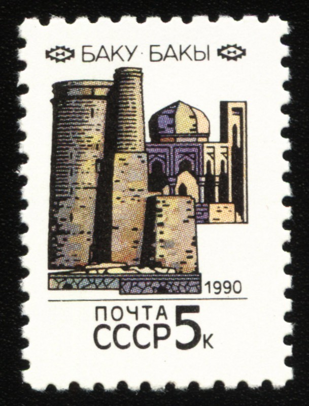 AZERBAIYÁN: Ciudad fortificada de Baku con el palacio de Shirvanshah y la Torre de la Vergen