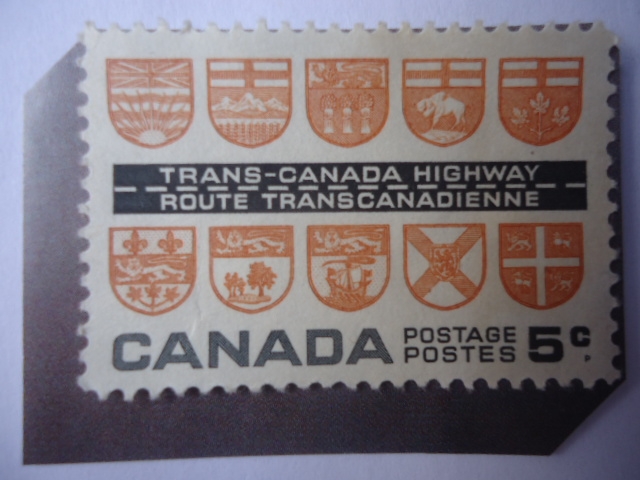 Trans-Canada Highway - Route Transcanadienne - Apertura de Trans-Canadá- Escudos de Armas.