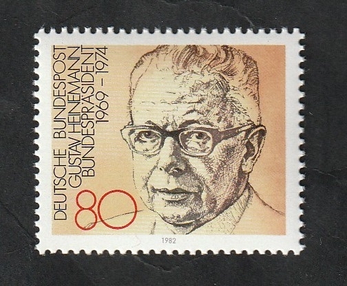 990 - Gustav Heinemann, Presidente de la República Federal de Alemania