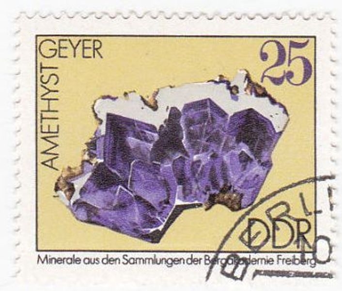 1690 - Mineral amatista de Geyer