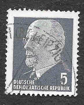 582 - Walter Ernst Paul Ulbricht 