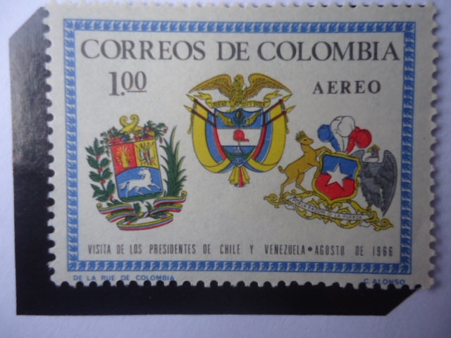 Visita de los Presidentes Eduardo Frei (Chile) y Raúl Leoni (V/zuela) Agosto de 1966- Escudos de Arm