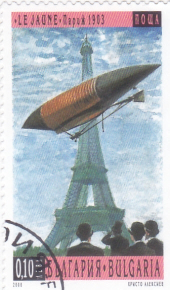 zeppelin y torre Eiffel 