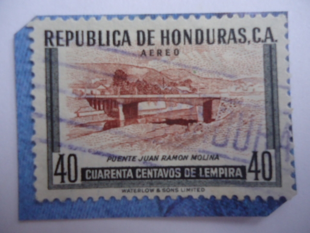 Puente Juan Ramón Molina - En honor a Ramón Molina (1875-1908) Poeta Nicaraguense.