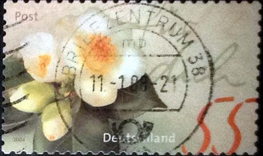 Scott#2294 , intercambio 0,70 usd. , 55 cents. , 2004