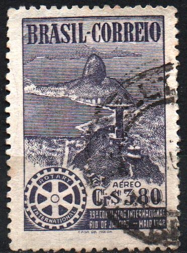 BAHÍA  DE  RÍO  DE  JANEIRO  Y  EMBLEMA  ROTARIO.  Scott C 67.