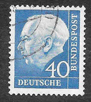 756 - Theodor Heuss
